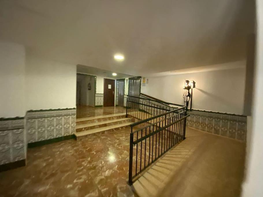 贝纳尔马德纳Atico C/Vistas, Recep 24H, Piscinas Y Parking公寓 外观 照片