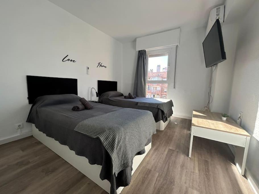贝纳尔马德纳Atico C/Vistas, Recep 24H, Piscinas Y Parking公寓 外观 照片