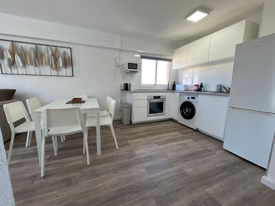 贝纳尔马德纳Atico C/Vistas, Recep 24H, Piscinas Y Parking公寓 外观 照片