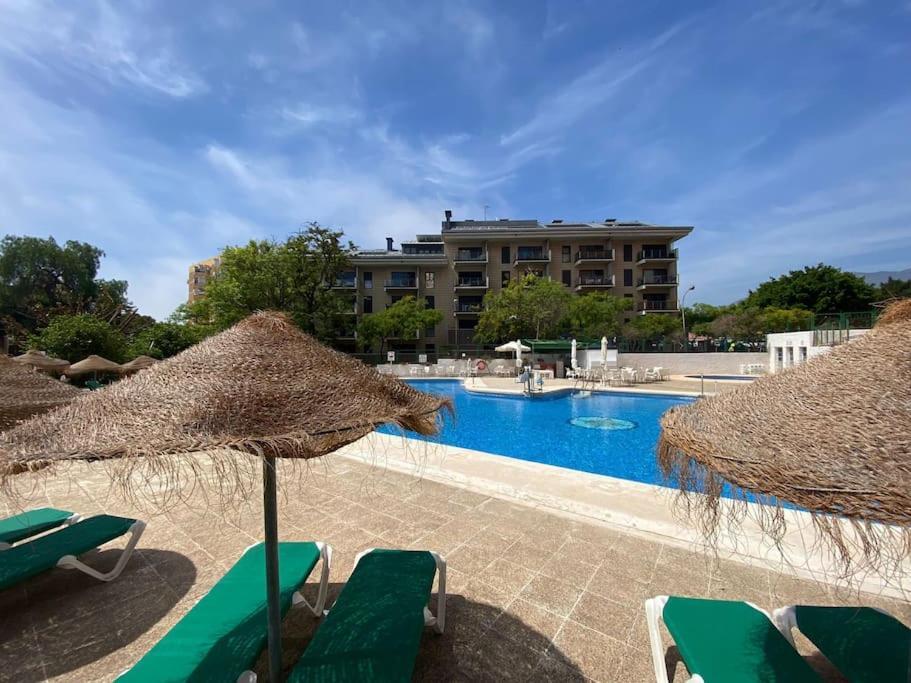 贝纳尔马德纳Atico C/Vistas, Recep 24H, Piscinas Y Parking公寓 外观 照片